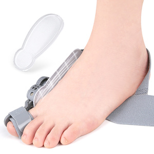 <span class=keywords><strong>Orthèse</strong></span> correctrice <span class=keywords><strong>pour</strong></span> <span class=keywords><strong>hallux</strong></span> <span class=keywords><strong>valgus</strong></span>, séparateur d'orteils réglable avec bouton rotatif, attelle douce anti-frottement <span class=keywords><strong>pour</strong></span> usage <span class=keywords><strong>jour</strong></span> et nuit - Product Image 5