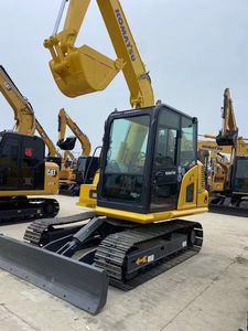 Excavadora Usada Komatsu PC70, Motor de Alta Eficiencia, Potencia Hidráulica Fuerte, Excelente Estado - Product Image 2