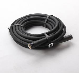 Tuyau <span class=keywords><strong>en</strong></span> caoutchouc <span class=keywords><strong>hydraulique</strong></span> haute pression 25mm 32mm Matériaux NBR Tuyau d'huile <span class=keywords><strong>en</strong></span> fil d'acier <span class=keywords><strong>en</strong></span> caoutchouc synthétique noir lisse Coupe personnalisée - Product Image 5