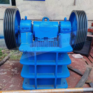 Trituradora de mandíbulas 381120K azul, máquina industrial para triturar rocas para minería y construcción - Product Image 2