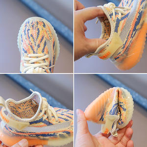 รองเท้ากีฬาเด็กสำหรับฤดูใบไม้ผลิและฤดูใบไม้ร่วง สำหรับเด็กชายและเด็กหญิง พื้นรองเท้านุ่มกันลื่น ระบายอากาศได้ดี เป็นมิตรกับสิ่งแวดล้อม ผ้าส่วนบนยืดหยุ่นและอบอุ่น - Product Image 3