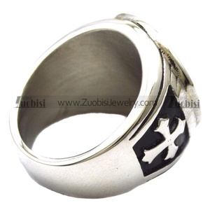 Bague vintage Battle Angel <span class=keywords><strong>Michael</strong></span> en acier inoxydable avec placage or, signet ST. <span class=keywords><strong>MICHAEL</strong></span> PROTECT US avec croix - Product Image 4