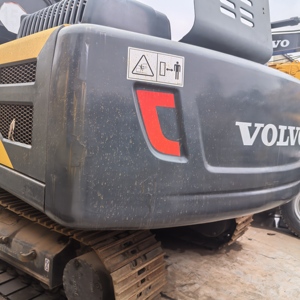 Excavadora Volvo Usada de 22 Toneladas, Máquina Excavadora Hidráulica con Cucharón de 1.1m, Modelo 2023, Motor y Caja de Cambios PLC - Product Image 2