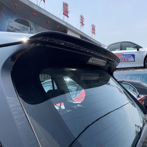 Lo Spoiler posteriore della coda della nuova automobile della fabbrica imita la brasatura del carbonio rimontare le finiture dell'<span class=keywords><strong>ala</strong></span> della coda dello Spoiler per Toyota RAV4 2020 - Product Image 6