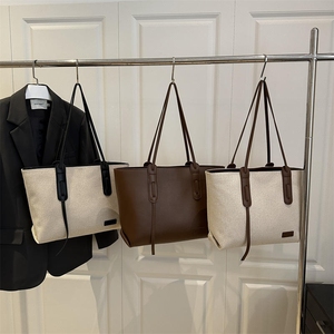 <span class=keywords><strong>Sac</strong></span> fourre-tout simple et tendance pour <span class=keywords><strong>femme</strong></span>, grande capacité, <span class=keywords><strong>sac</strong></span> à <span class=keywords><strong>main</strong></span> quotidien pour le travail, les voyages, les courses, les trajets domicile-travail, l'école, le bureau - Product Image 6
