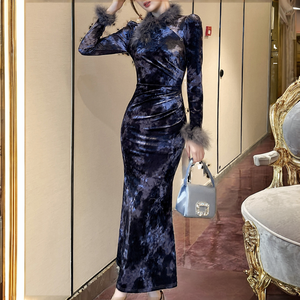 ZYHT 21597 Vestido de Sirena Elegante de Manga Larga Personalizado de Fábrica para Mujer, con Estampado Floral, Cuello Redondo de Terciopelo, Invierno, Ecológico - Product Image 2