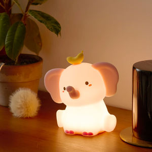 2026 Yeni Gelen Fil Silikon LED Başucu Lambası Bebekler İçin USB Şarjlı Dokunmatik Kontrollü Taşınabilir Gece Lambası Çocuklar İçin - Product Image 3