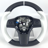Volant personnalisé en cuir lisse blanc et fibre de carbone mate pour Tesla Model 3 Model Y