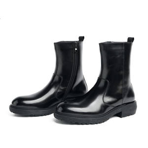 Bottes Martin en cuir de vachette à semelle épaisse, fermeture éclair latérale en cuir véritable, motifs sculptés à la main de style anglais - Product Image 5