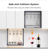 Cesto Elevatório Elétrico Inteligente Moderno de Última Geração para Cozinha: Armazenamento Motorizado Retrátil para Vinhos e Utensílios de Vidro
