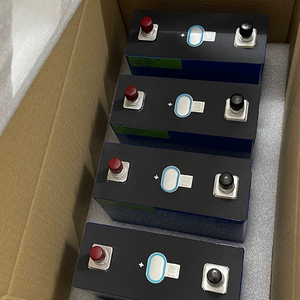 Celdas prismáticas LiFePO4 de 3.2V 345Ah en stock en la UE, baterías recargables de iones de litio REPT de 324Ah, 340Ah, 280Ah, 320Ah para sistemas de almacenamiento de energía solar (ESS) - Product Image 5