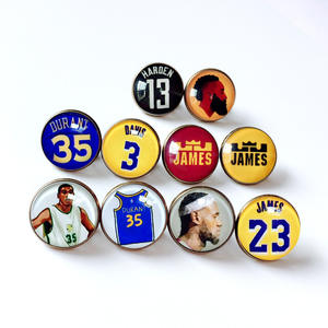 Broche en métal rond électroplaqué, style rétro transfrontalier, pour équipe de basketball, badge 'Time Gem', épinglette Kobe Curry, petit cadeau pour fan - Product Image 3