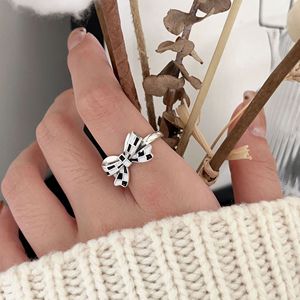 Anillo de Plata de Ley S925 Yinruitai con Diseño de Lazo, Tablero de Ajedrez Blanco y Negro, Ajustable para Mujer, Joyería de Regalo - Product Image 1