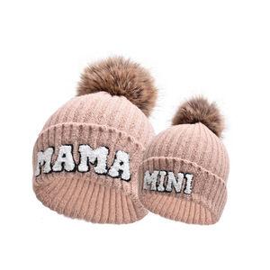 Chapeau beanie en tricot pour femmes et enfants, avec <span class=keywords><strong>pompon</strong></span>, couleur unie, maman et moi, épais, avec inscription mini lettre - Product Image 6