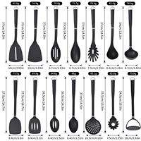 Ensemble de 14 ustensiles de cuisine en nylon : éplucheur de pommes de terre, spatules, louche