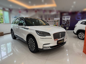 <span class=keywords><strong>Lincoln</strong></span> <span class=keywords><strong>Aviator</strong></span> SUV 2021, Gasolina, Cuero, Semiautomático, Usado, 4x4, Negro, 6 Asientos, Volante a la Izquierda - Product Image 2