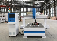 Machine de fraisage CNC à quatre axes 1325 fabriquée en Chine, haute précision pour le bois, Mach3, composants essentiels à engrenage unique sous vide, 220V/380V, 0,01 mm