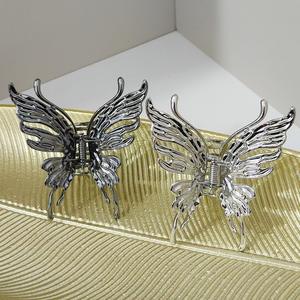 กิ๊บติดผมรูปผีเสื้อสีเงินขนาดใหญ่ แข็งแรง ทนทาน สำหรับ<span class=keywords><strong>ผม</strong></span>บางและ<span class=keywords><strong>ผม</strong></span>หนา เครื่องประดับแฟชั่นสำหรับผู้หญิง - Product Image 4