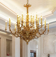 Lámpara de Techo de Lujo con Colgante de Cobre Dorado, Gran Araña de Latón Antiguo, Estilo Candelabro, para Villa Francesa, Hogar y Villa de Mediados de Siglo