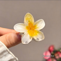 Jepit Rambut Plastik Bunga Plumeria Frangipani Gradasi 8cm, Aksesoris Rambut Pantai Musim Panas yang Tahan Lama