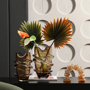 Nordique Moderne Élégant <span class=keywords><strong>Vase</strong></span> En <span class=keywords><strong>Verre</strong></span> Brun Unique Art Déco Design D'intérieur pour Table Arrangement De Fleurs Teinté Pot De Fleur - Product Image 5