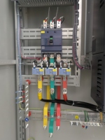 Boîtier de distribution d'alimentation étanche sur pied en acier, coffret de jonction résistant aux intempéries, armoire de contrôle des services aéroportuaires
