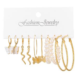 Venta al por Mayor de Aretes de Moda en Oro Metálico con Perlas para Mujer, Aretes Geométricos Punk con Cristales y Círculos Colgantes - Product Image 5
