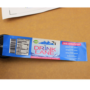 Autocollant de papier d'emballage alimentaire auto-adhésif <span class=keywords><strong>le</strong></span> <span class=keywords><strong>moins</strong></span> <span class=keywords><strong>cher</strong></span> avec brillant laminé - Product Image 6