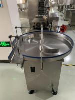 Machine d'emballage automatique D-TOP pour le désordrement des bouteilles, à entraînement hydraulique, pour les applications de boissons, de produits chimiques et de produits divers