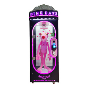 Machine à griffes à monnayeur rose pour poupées surdimensionnées, modèle à coupure unique - Product Image 3