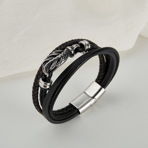 Benutzer definierte Herren Edelstahl Feder Charm <span class=keywords><strong>Black</strong></span> Layers Leder Armband mit Schnalle - Product Image 3
