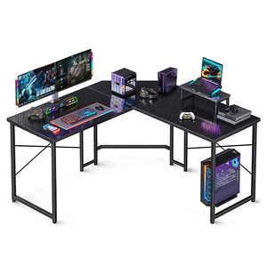 Scrivania da Gaming Personalizzabile con Luci LED RGB Regolabili, Tavolo per Computer in Metallo e Legno con Superficie in Carbonio e Portabicchiere - Product Image 1