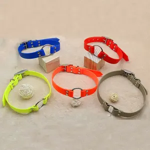 NiBao Leicht zu reinigendes Kunststoff-Hunde halsband Gummi, Leder gefühl PVC-Hunde halsband mit Metalls chnalle O-Ring