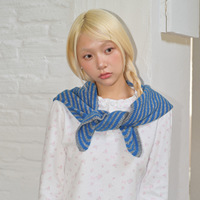 Écharpe triangulaire en tricot rayé tendance, cache-cou doux en tricot léger, écharpe rayée légère