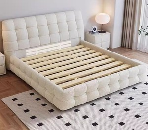 Kem gió bông kẹo web đỏ hiện đại đơn giản phòng ngủ chính Nữ Hoàng giường cao cấp ánh sáng sang trọng chiếu vải giường đôi giường - Product Image 3