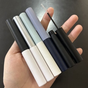 <span class=keywords><strong>ISMAN</strong></span> Nouveau style 5ML Flacon de sérum pour cils en spray fin mat avec logo personnalisé Tube rond givré vide pour mascara avec brosse - Product Image 1