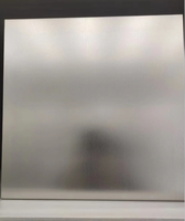 Panel de Pared de Metal Cepillado PET, Acabado Metálico Premium con Núcleo de Carbón de Bambú para Interiores Modernos