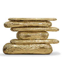 Mesa Consola Asimétrica con Elementos de Latón y Mármol Estilo Stonehenge para Decoración del Hogar, Hotel, Residencia, Salón o Villa