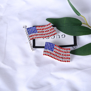 Épingles à revers patriotiques en cristal transparent bleu rouge avec drapeau américain, livraison rapide, pour le 4 juillet, pour la décoration - Product Image 4