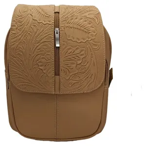 Fana Letizia zaino da giorno in vacchetta cesellata cammello - Product Image 3