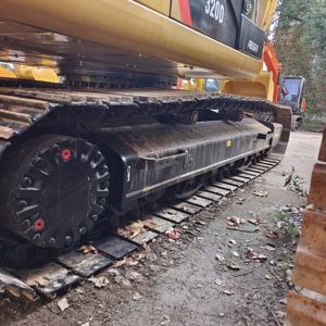 Excavadora Caterpillar 320DL 320D2L de Segunda Mano de Alta Calidad con Funcionamiento Confiable y Excelente Estado Estético - Product Image 4