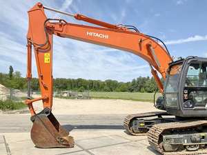 Machines de terrassement Hitachi ZX220LC d'occasion à l'exportation de Guangzhou à vendre excavatrice noire orange de 21 tonnes - Product Image 4