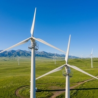 Système éolien industriel 50 kW 220 V/380 V, éolienne à axe horizontal, diamètre du rotor 12,6 m, verre renforcé