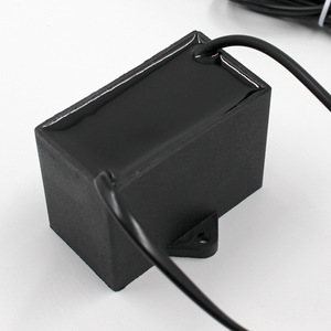 Trasformatore AC Impermeabile per <span class=keywords><strong>Vasca</strong></span> da Bagno e <span class=keywords><strong>Doccia</strong></span>, Uscita Singola 50Hz, Luce Cilindrica per Massaggi - Product Image 4