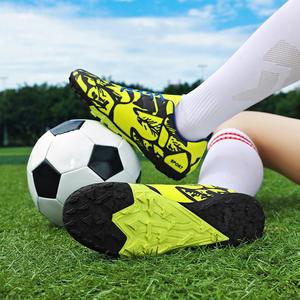 Chaussures de football professionnelles à crampons pour entraînement, grandes tailles pour hommes et enfants, vente en gros à prix réduit - Product Image 2