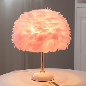 Lampe de table de luxe en plumes d'oie pour chambres de filles et bureaux – Lumière chaude romantique haut de gamme, intensité réglable, cadeau décoratif - Product Image 5