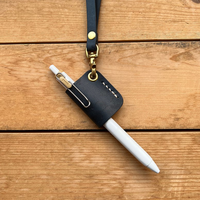 Lanière de cou en cuir PU porte-stylo Logo personnalisé étui à crayons suspendu pochette pour stylo de cou