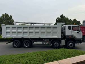 รถดัมพ์ SINOTRUK HOWO NX 8x4 เครื่องยนต์ 540 แรงม้า สำหรับงานเหมืองและการขนส่งหนัก พร้อมกระบะบรรทุกเสริมความแข็งแรงสำหรับงานก่อสร้าง - Product Image 4