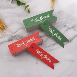 Etiquetas de regalo de vacaciones de muérdago Diseño de tradición de besos para regalos románticos de parejas de Navidad Regalos de recién casados - Product Image 6