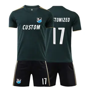 New Fashion Jugend Fußball Trikot Uniform Großhandel Sublimation Druck Männer Custom Fußball Trikot